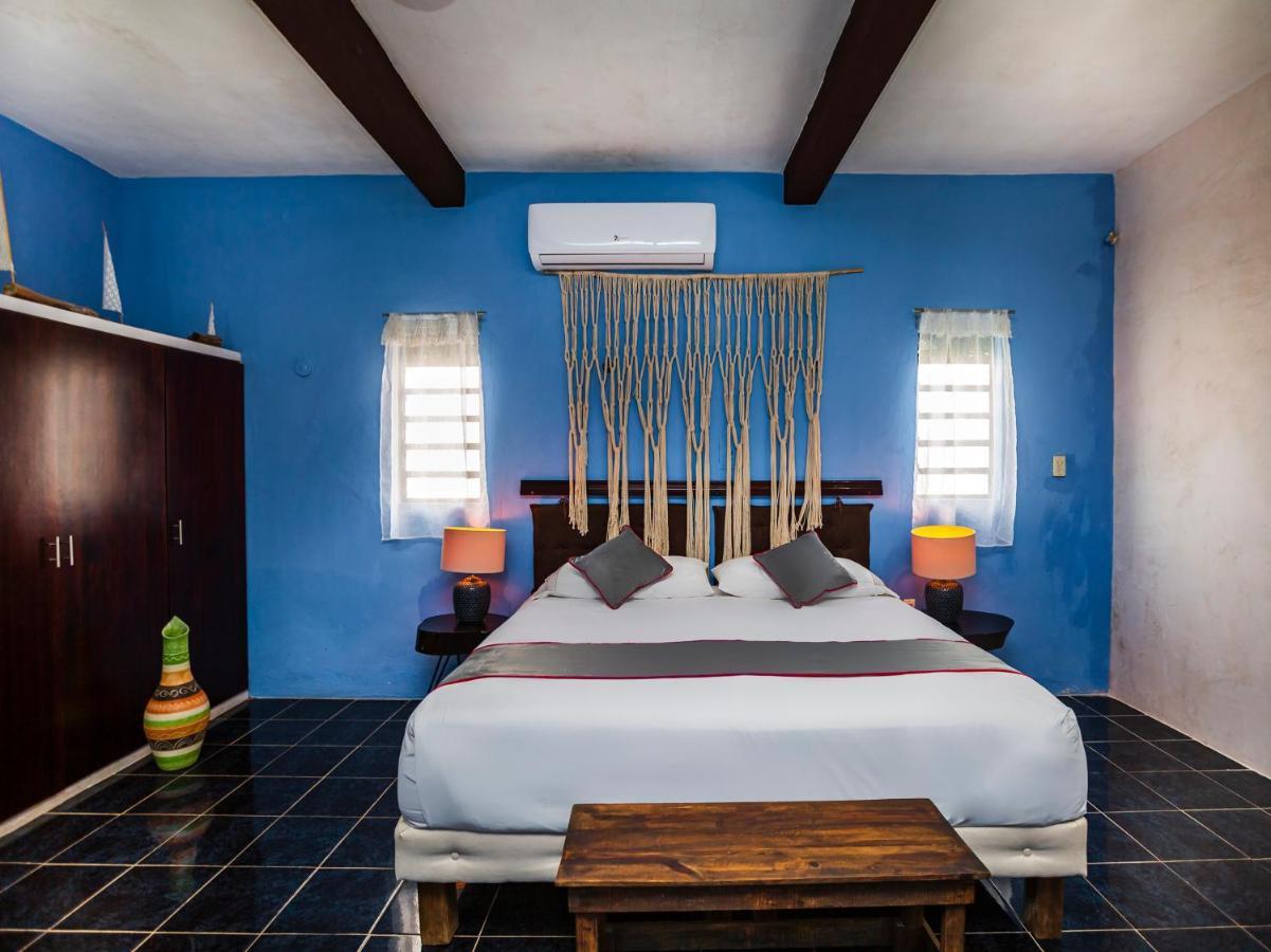 Casa Aluxes Hotel バリャドリッド エクステリア 写真