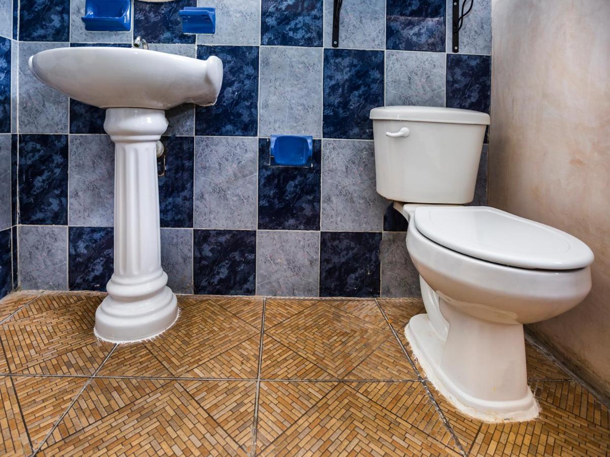 Casa Aluxes Hotel バリャドリッド エクステリア 写真