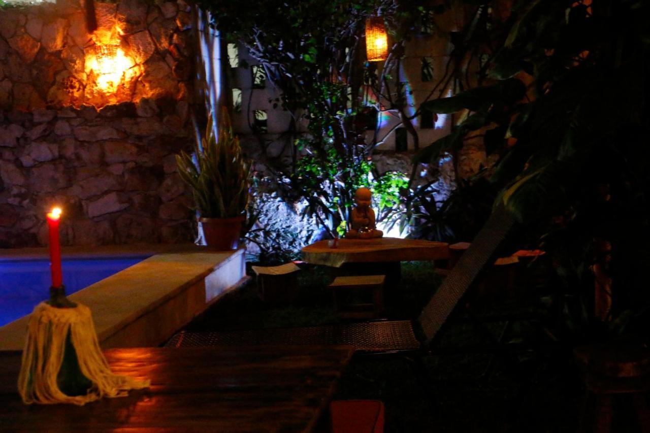 Casa Aluxes Hotel バリャドリッド エクステリア 写真