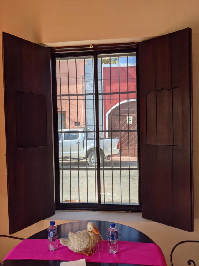 Casa Aluxes Hotel バリャドリッド エクステリア 写真
