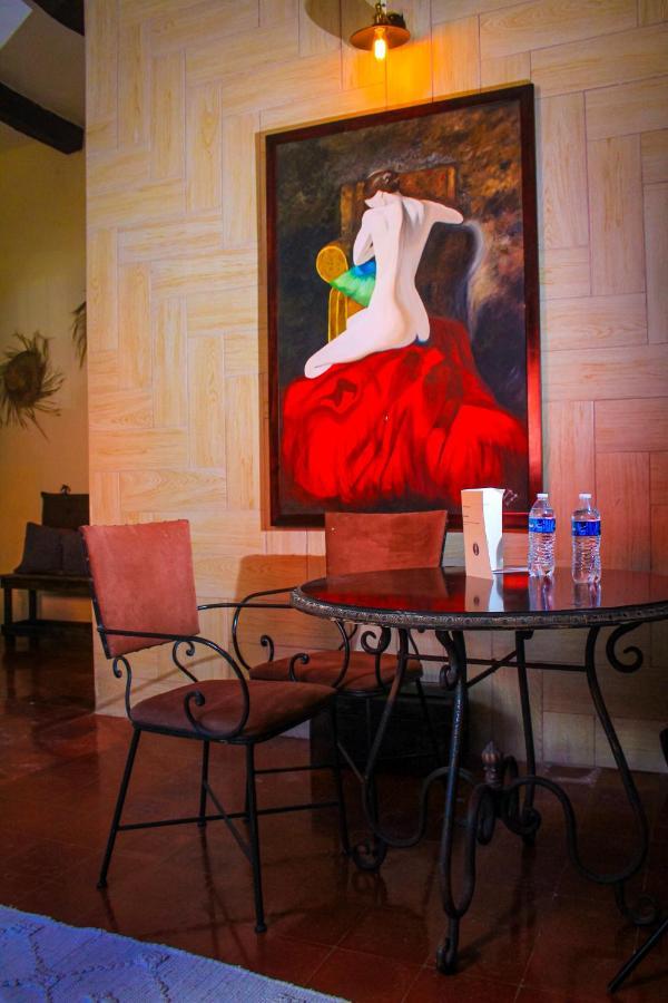 Casa Aluxes Hotel バリャドリッド エクステリア 写真