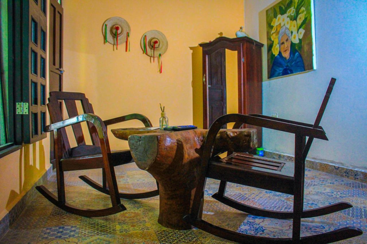 Casa Aluxes Hotel バリャドリッド エクステリア 写真
